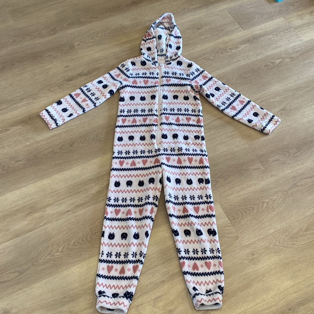 Girls PJs - Picture 2 of 8